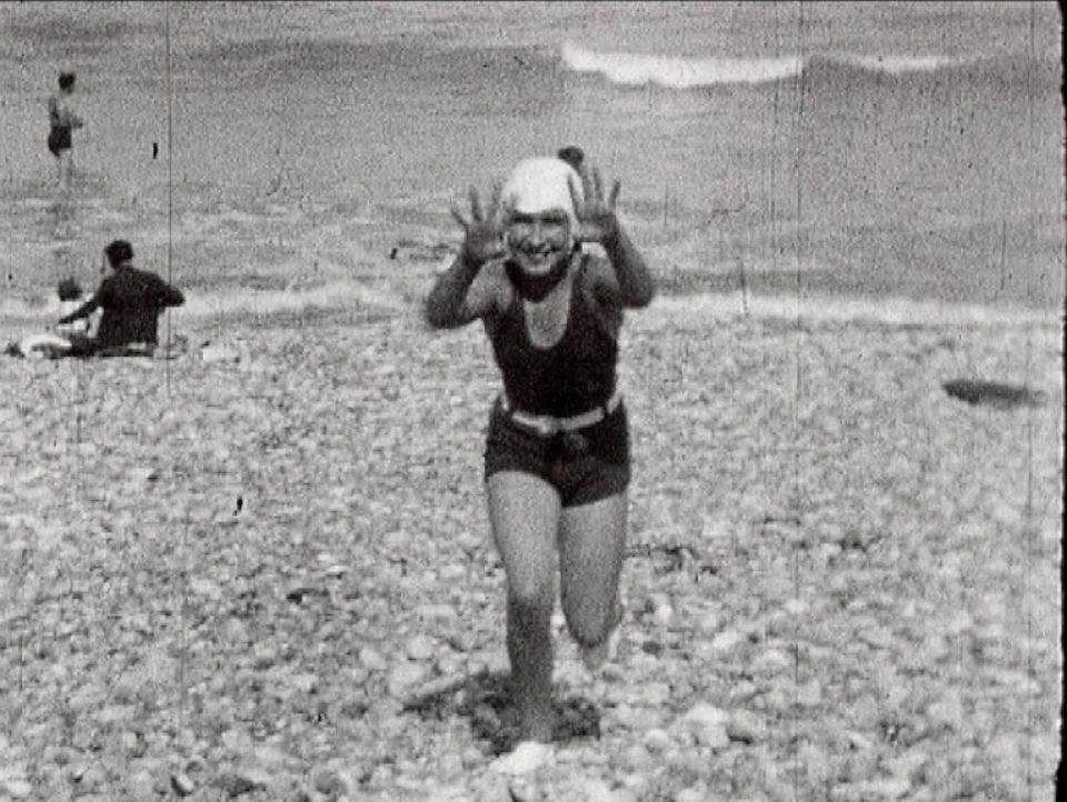 Bain de Geneviève à Dieppe Bain de Geneviève à Dieppe